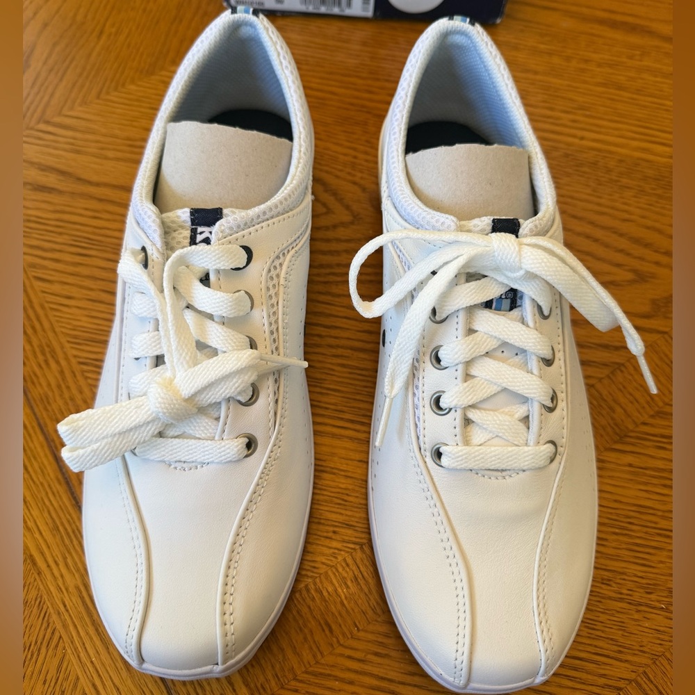 Keds Spirit Ubal White Sneakers Size 9 - Picture 2 of 11